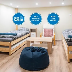 Cozy & Quiet Near Kiraly Street Free Parking, Ac, Perfect For 4 Guests! Budapešť